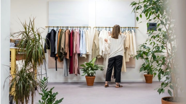 Retail leasing